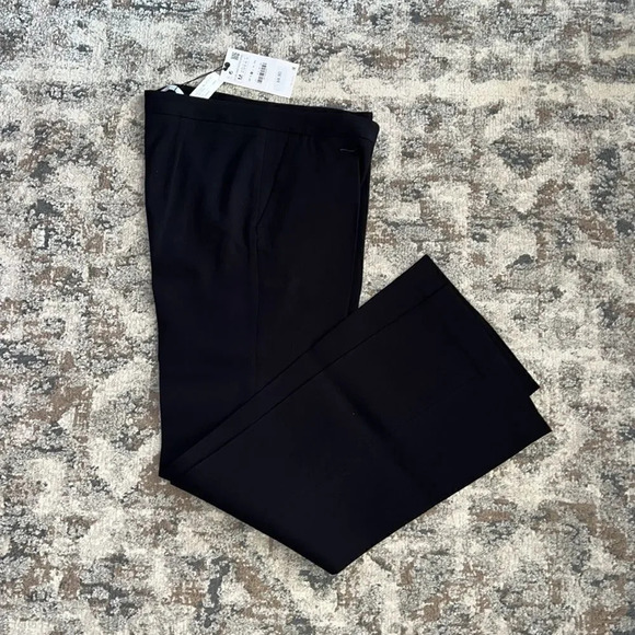 ZARA | Black | THE LOW RISE FLARE PANTS - Picture 8 of 11